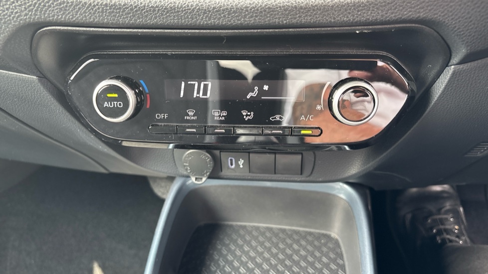 Toyota Aygo X 1.0 Vvt-i Exclusive Beige #29