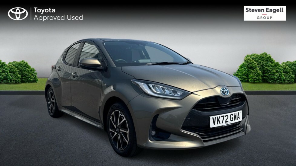 Toyota Yaris 1.5 Vvt-h Design E-cvt Euro 6 Ss Brown