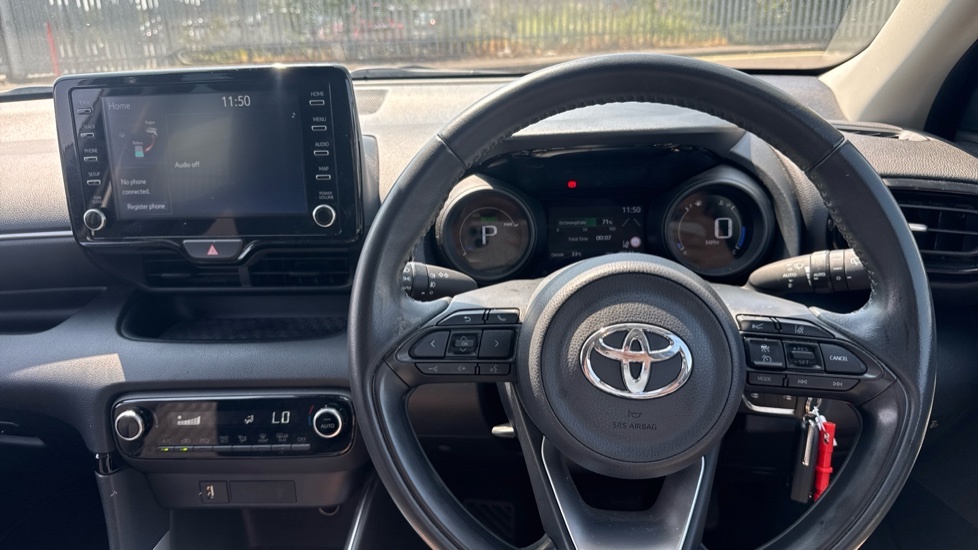 Toyota Yaris Hatchback Brown #7