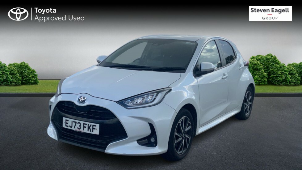 Toyota Yaris 1.5 Vvt-h Design E-cvt Euro 6 Ss EJ73FKF White #3