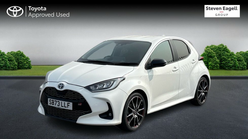 Toyota Yaris 1.5 Vvt-h Gr Sport E-cvt Euro 6 Ss SB73LLF White #3