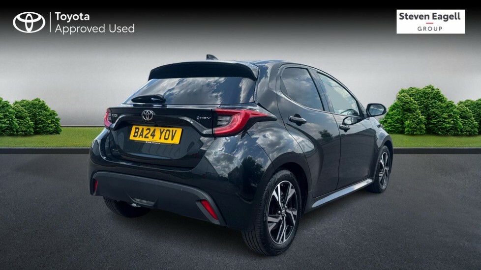 Toyota Yaris 1.5 Vvt-h Design E-cvt Euro 6 Ss Black #2