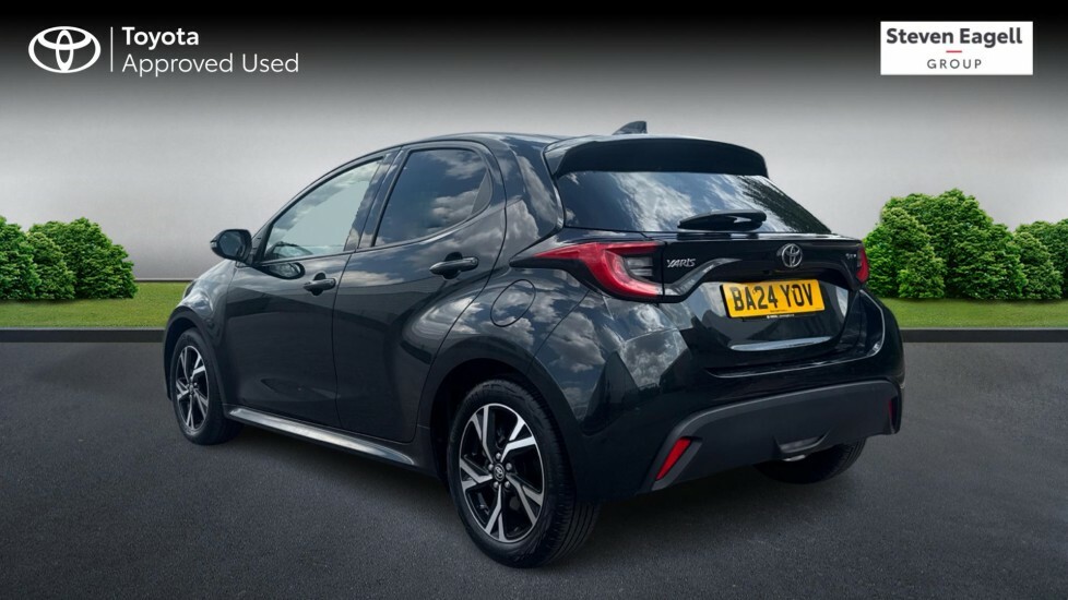 Toyota Yaris 1.5 Vvt-h Design E-cvt Euro 6 Ss Black #4