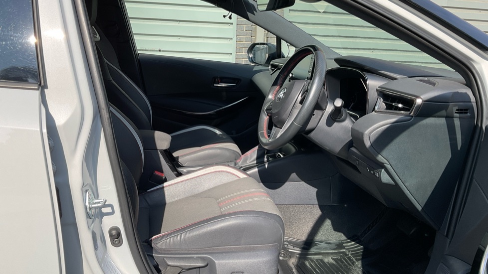 Toyota Corolla Hatchback Black #12