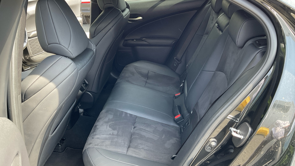Lexus UX 250H With Premium Pack Blue #15