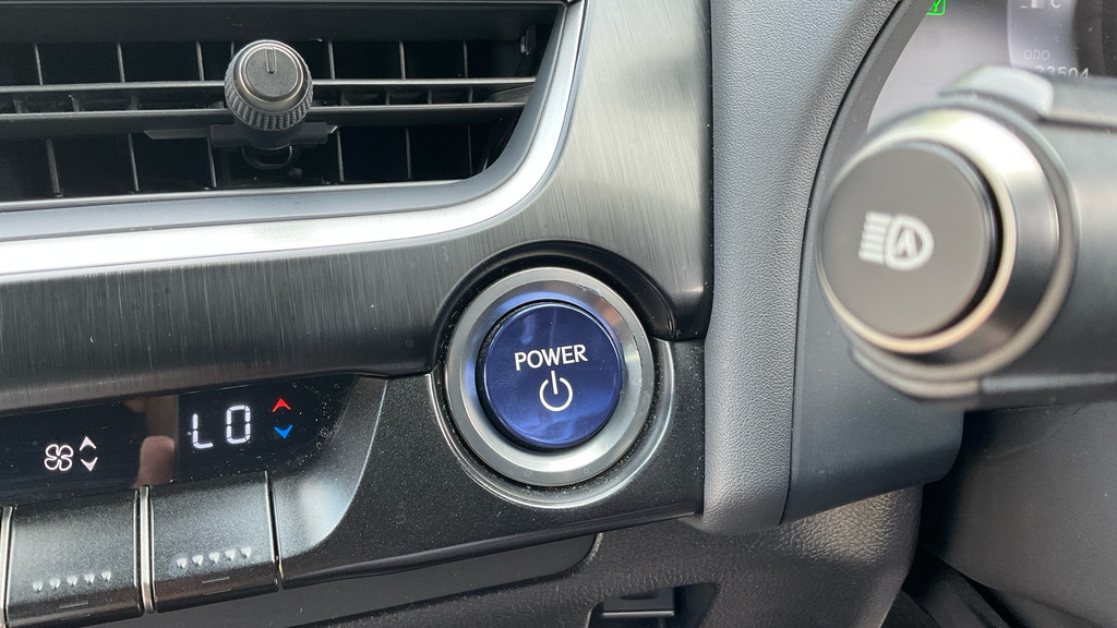Lexus UX 250H With Premium Pack Blue #16