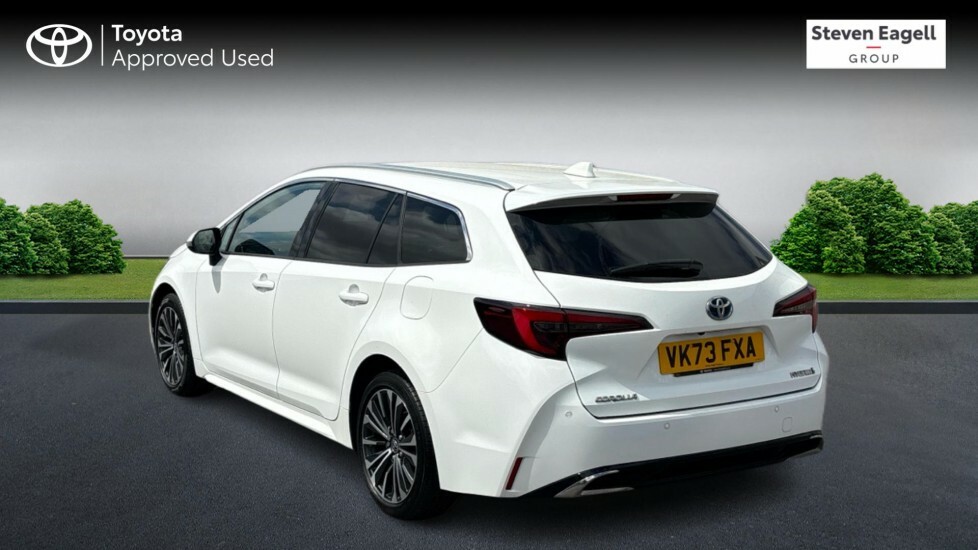 Toyota Corolla 1.8 Vvt-h Design Touring Sports Cvt Euro 6 Ss 5 White #4