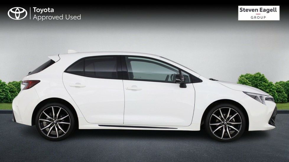Toyota Corolla Excel White #16