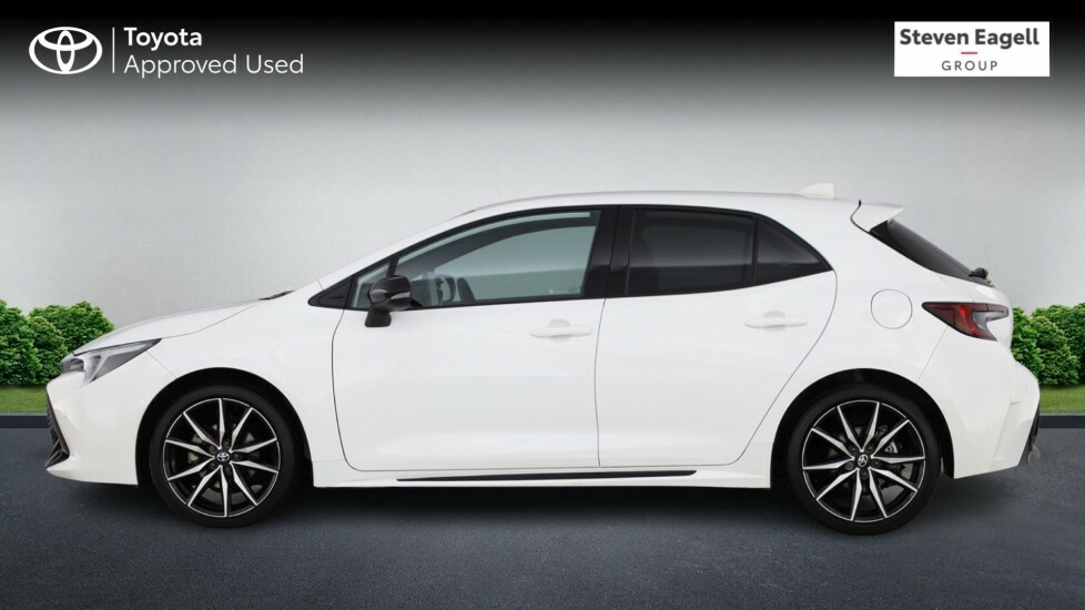 Toyota Corolla Excel White #17