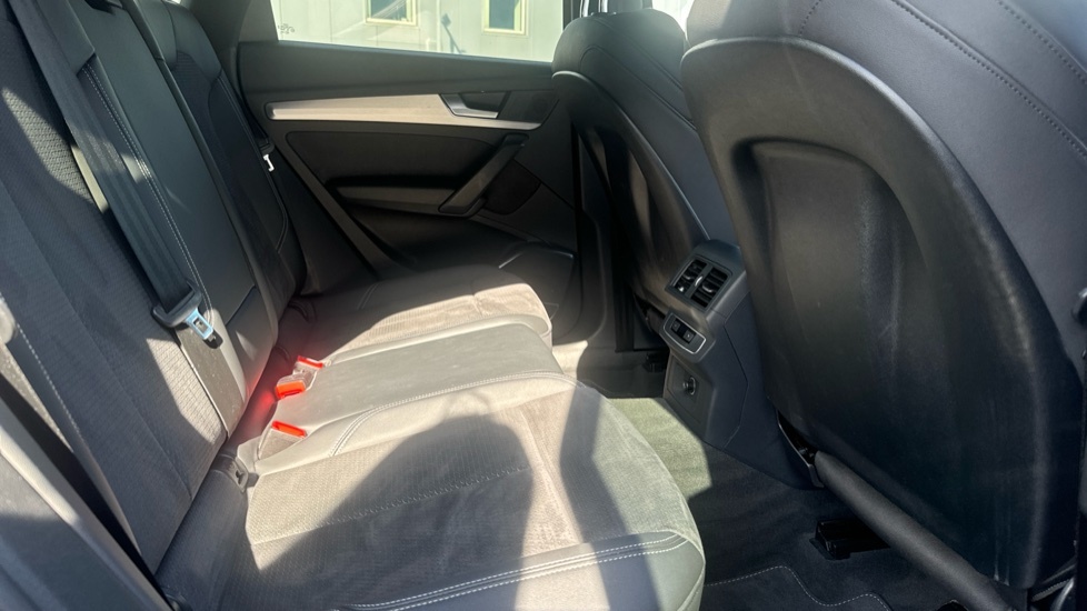Audi Q5 Petrol Blue #9