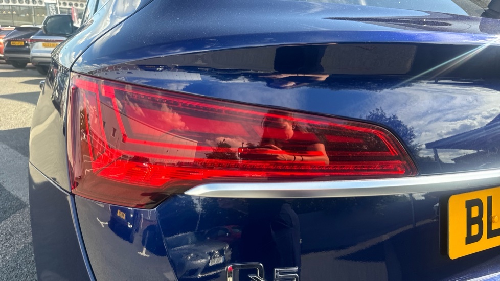 Audi Q5 Petrol Blue #22