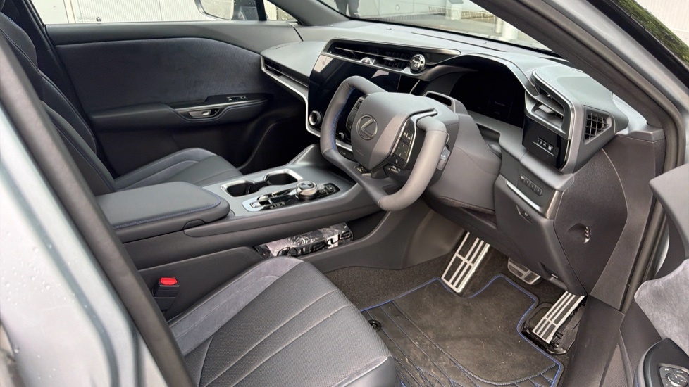 Lexus RZ 350E 165Kw Premium 77 Kwh 20Bitone SV75PUU Black #13
