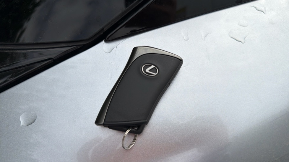 Lexus RZ 350E 165Kw Premium 77 Kwh 20Bitone SV75PUU Black #74
