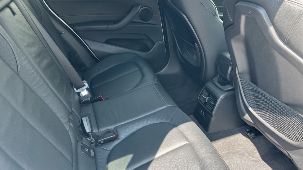 BMW X1 Hybrid #8