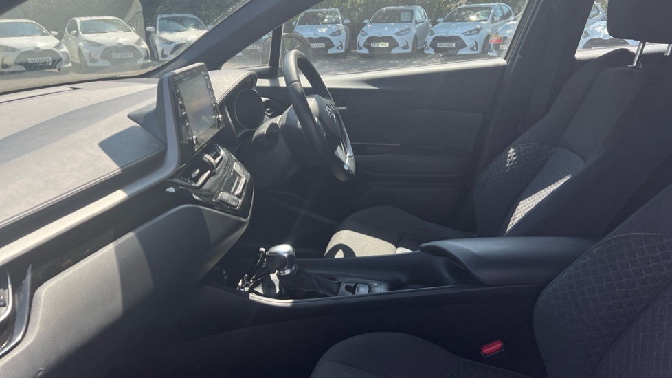 Toyota C-Hr 1.8 Vvt-h Icon Cvt Euro 6 Ss Grey #5