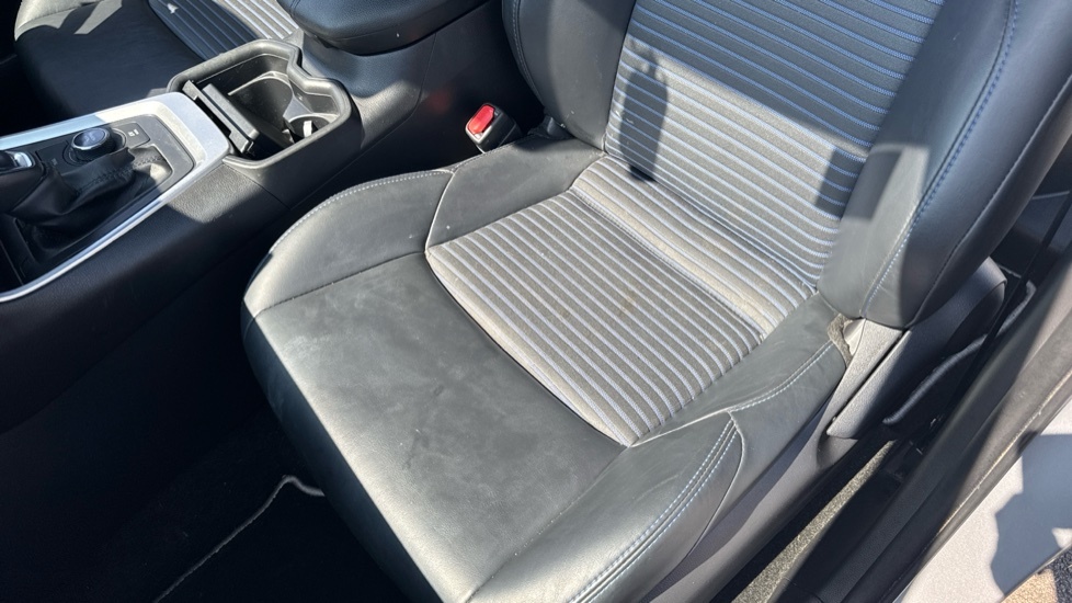 Toyota Rav 4 Excel Silver #16