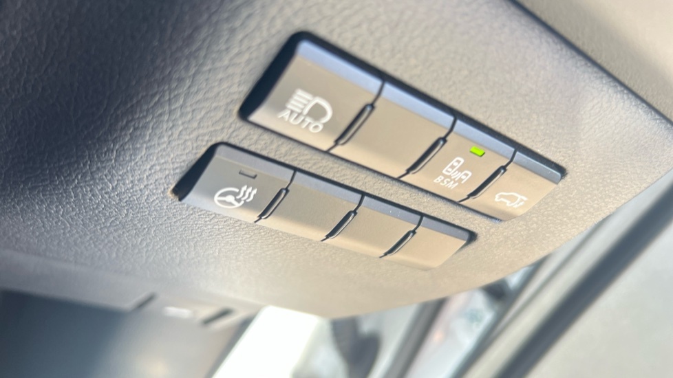 Lexus NX 300H 2.5 Cvt 8 Nav Black #51