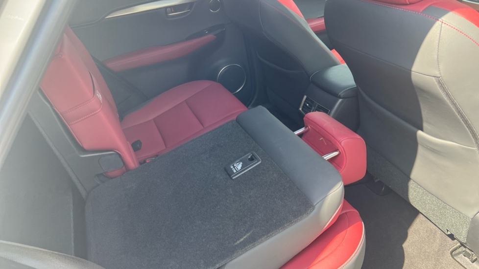 Lexus NX 300H 2.5 Cvt 8 Nav Black #19