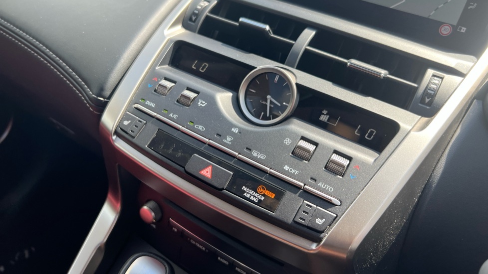 Lexus NX 300H 2.5 Cvt 8 Nav Black #47