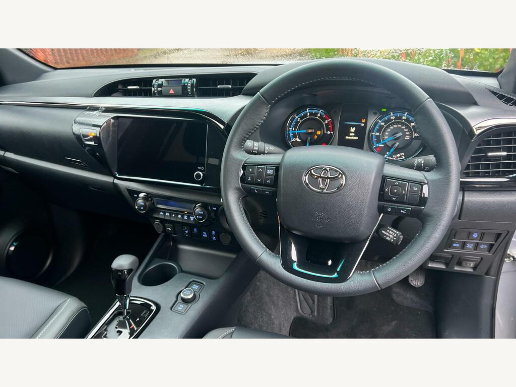 Toyota HILUX 2.8 D-4d-h Invincible X 4Wd Euro 6  #6