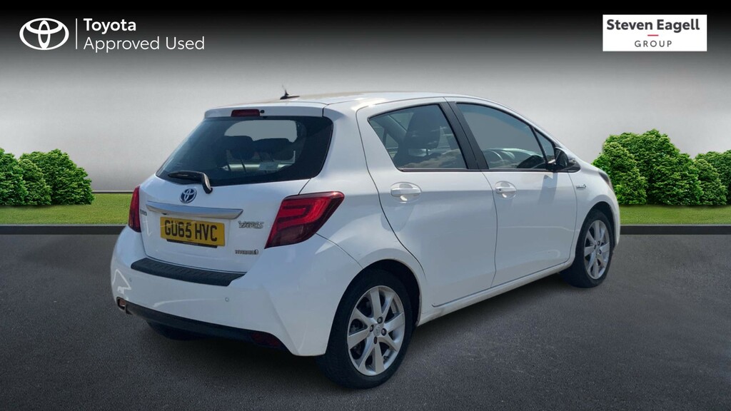 Toyota Yaris 1.5 Vvt-h Excel E-cvt Euro 6 15In Alloy White #2