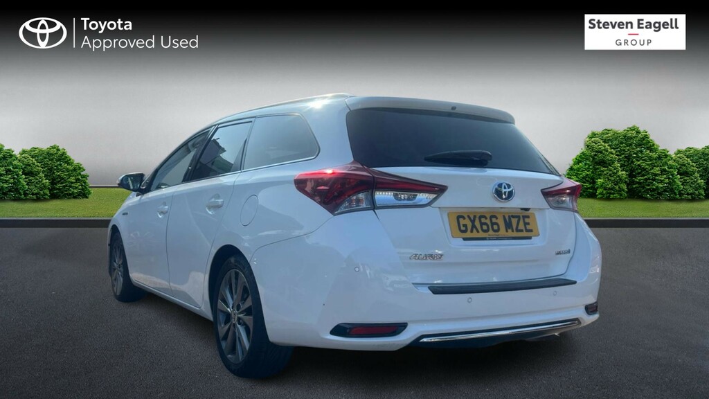 Toyota Auris 1.8 Vvt-h Excel Touring Sports Hybrid C White #4