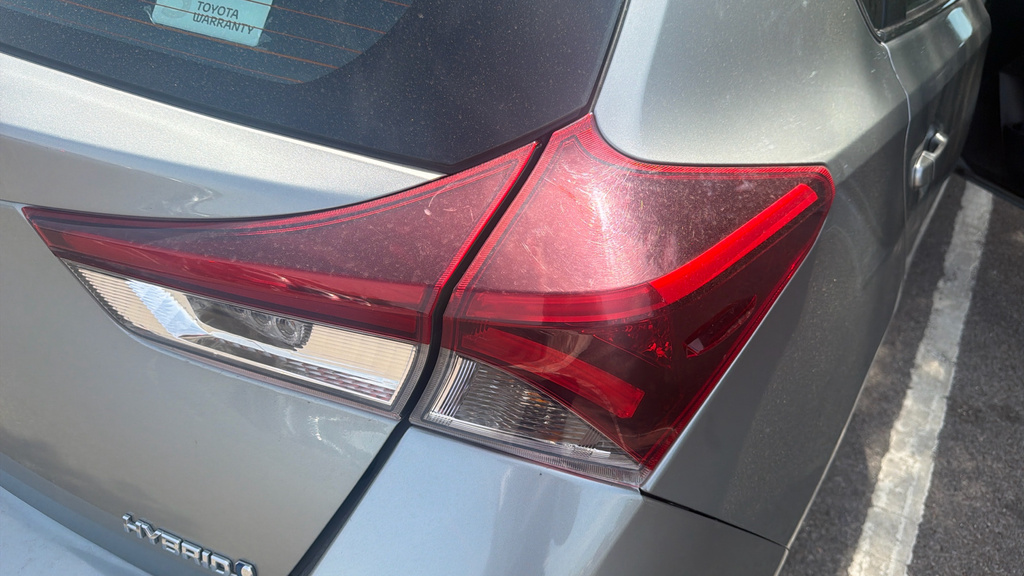 Toyota Auris Hatchback #21