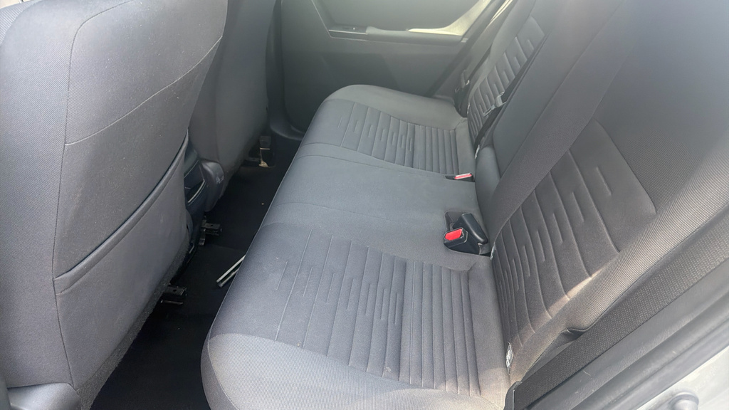 Toyota Auris Hatchback #15
