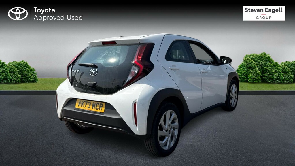 Toyota Aygo X 1.0 Vvt-i Pure Hatchback Euro 6 White #2