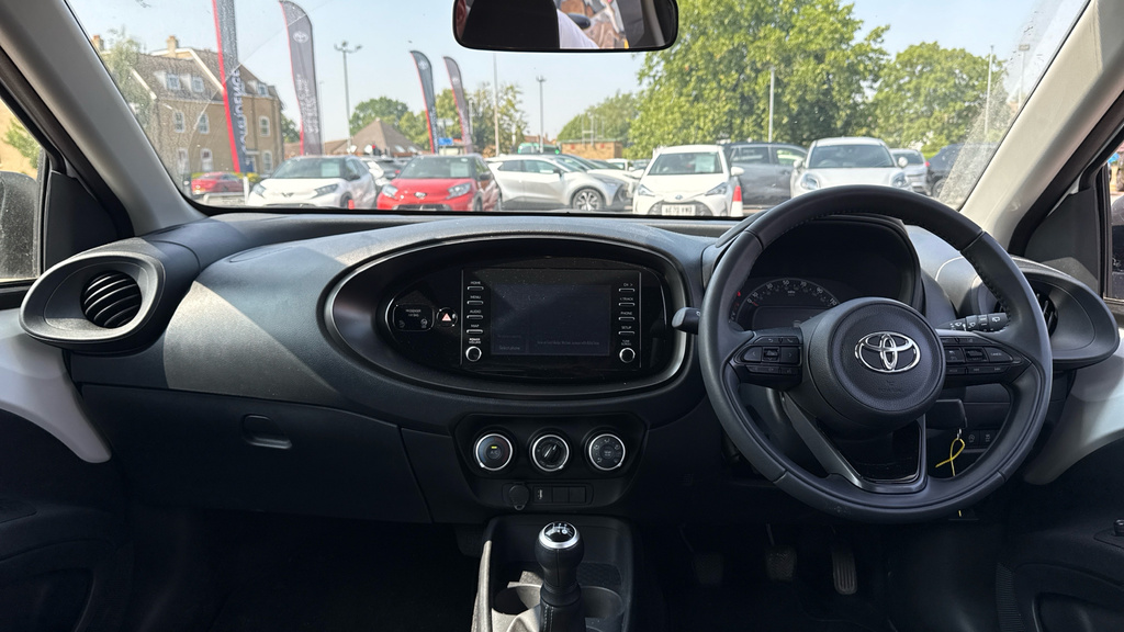 Toyota Aygo X 1.0 Vvt-i Pure Hatchback Euro 6 White #6