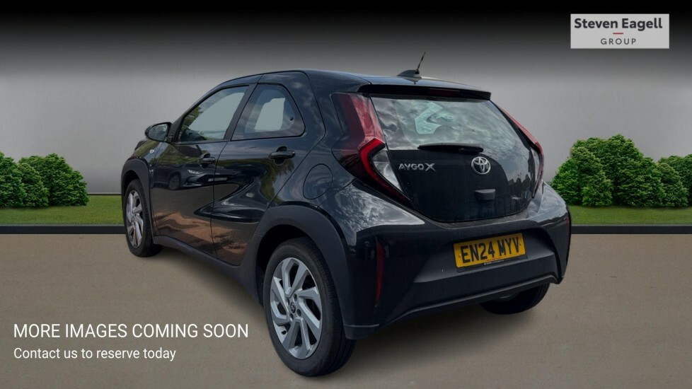 Toyota Aygo X 1.0 Vvt-i Pure Hatchback X-shift Euro 6 Black #2
