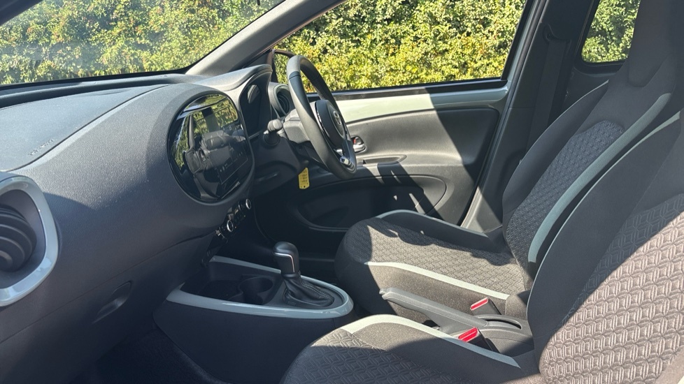Toyota Aygo X 1.0 Vvt-i Edge Hatchback X-shift Euro 6 #5