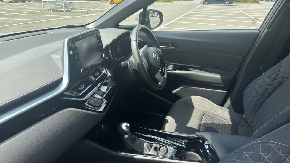Toyota C-Hr 1.8 Vvt-h Design Cvt Euro 6 Ss Silver #5