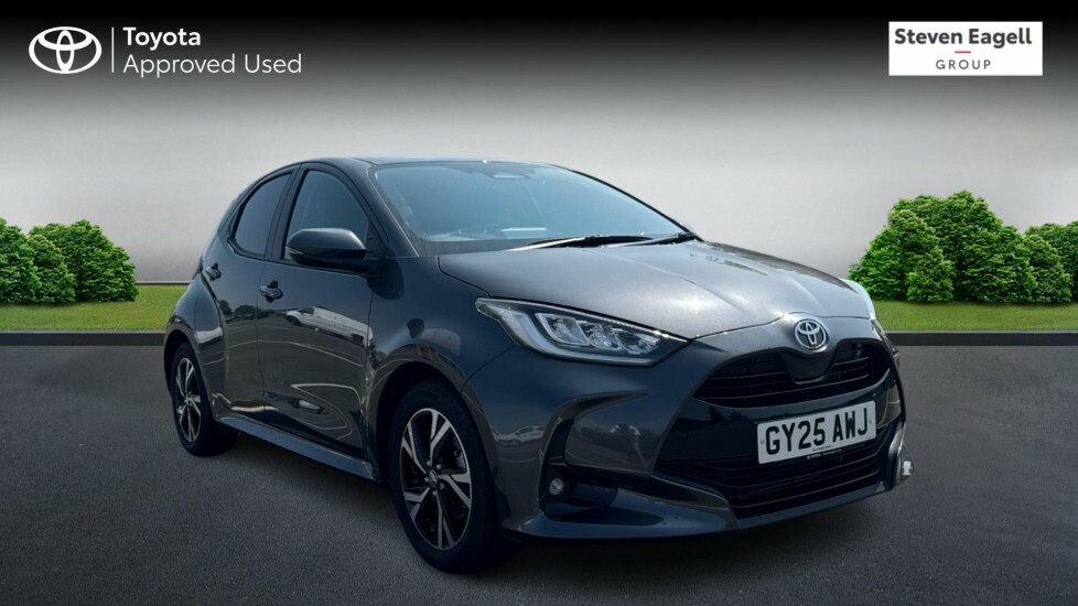 Toyota Yaris 1.5 Vvt-h Design E-cvt Euro 6 Ss Grey