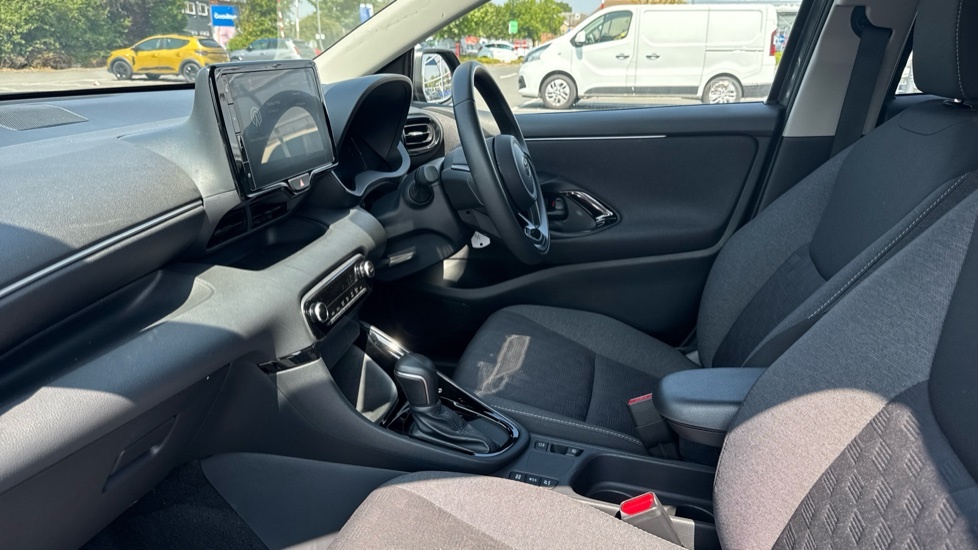 Toyota Yaris 1.5 Vvt-h Design E-cvt Euro 6 Ss GY25AWJ Grey #5