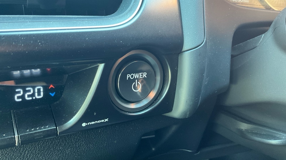 Lexus UX 72.8Kwh Premium Plus Silver #17