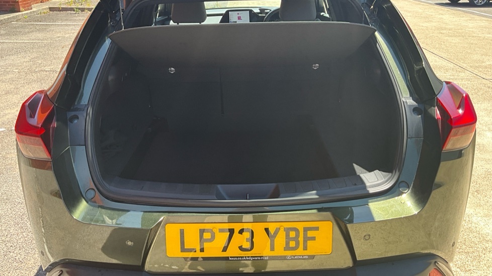 Lexus UX 72.8Kwh Premium Plus Silver #14