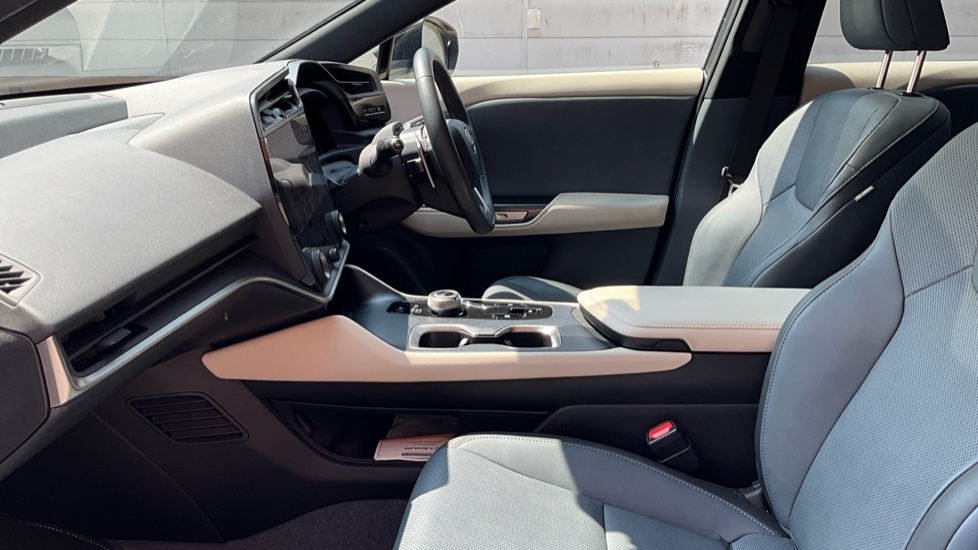 Lexus RZ 450E 71.4Kwh Premium Direct4 Grey #6