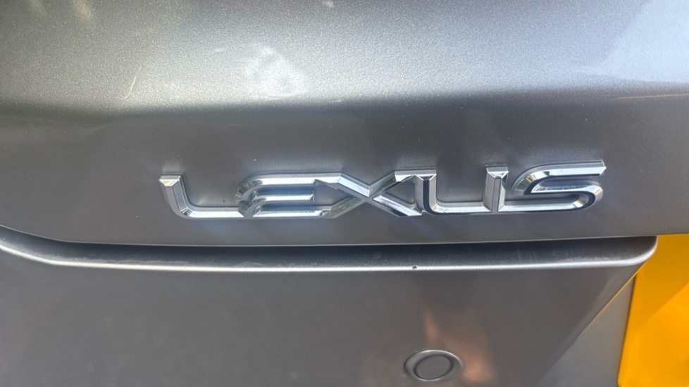 Lexus UX 2.0 E-cvt Euro 6 Ss White #32