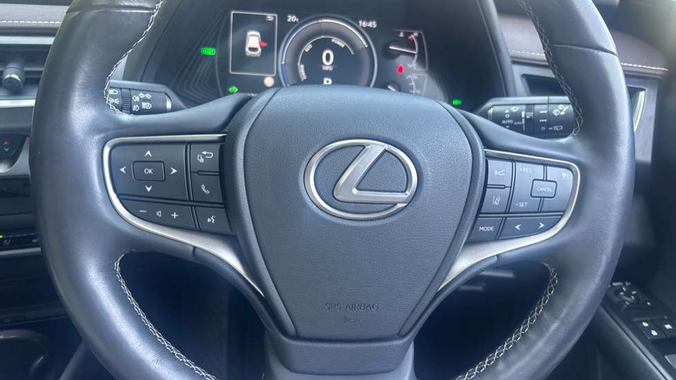 Lexus UX 2.0 E-cvt Euro 6 Ss White #11
