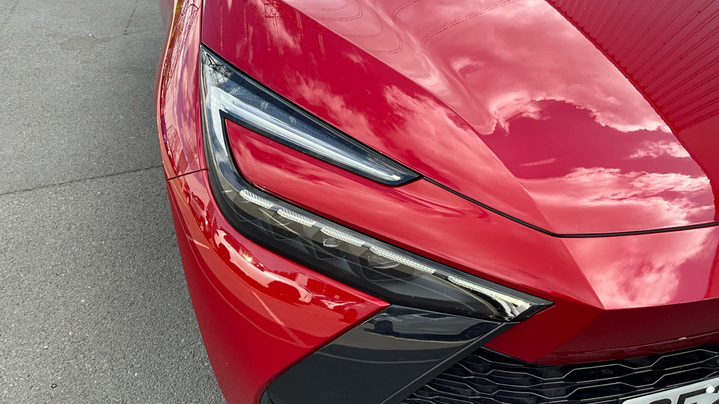 Toyota C-Hr Icon White #20