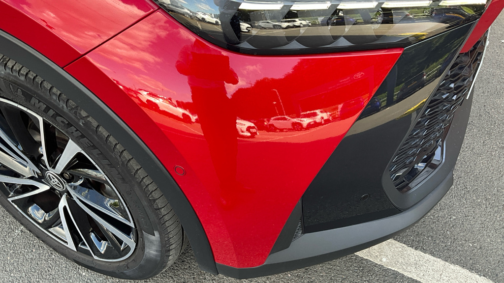 Toyota C-Hr Icon White #29