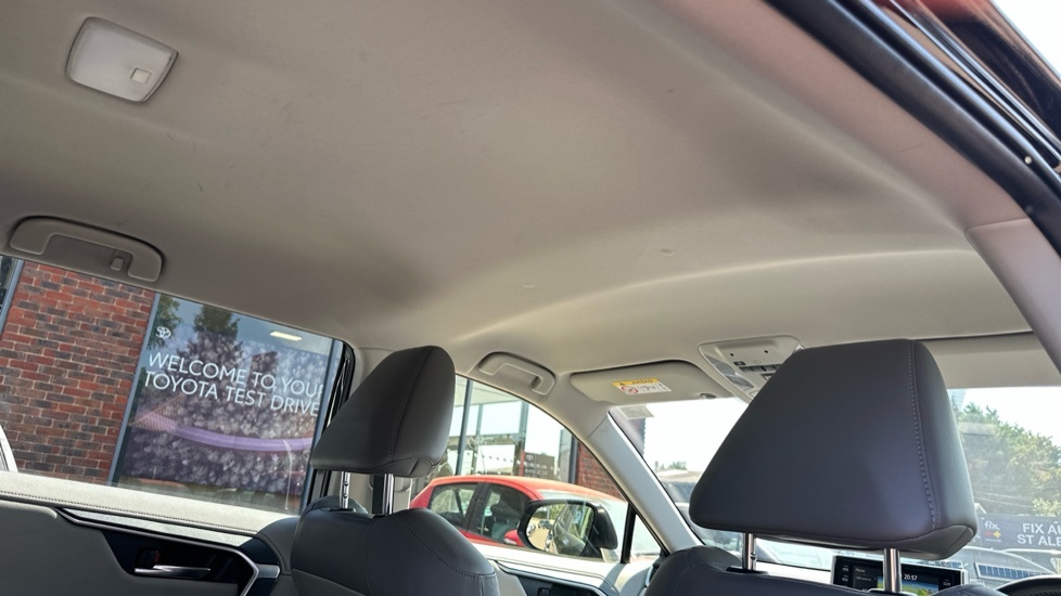 Toyota Rav 4 Excel White #19