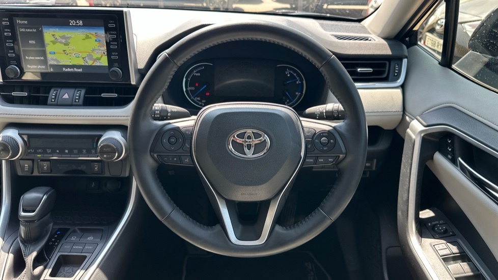 Toyota Rav 4 Excel White #7