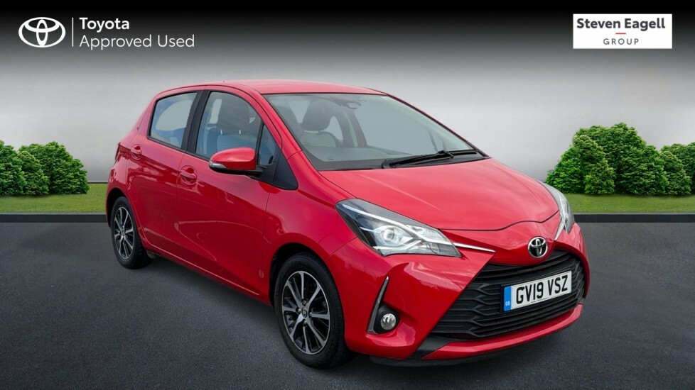 Toyota Yaris 1.5 Vvt-i Icon Tech Cvt Euro 6 Red