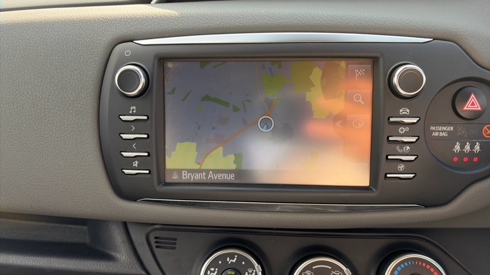 Toyota Yaris Icon Tech Brown #9