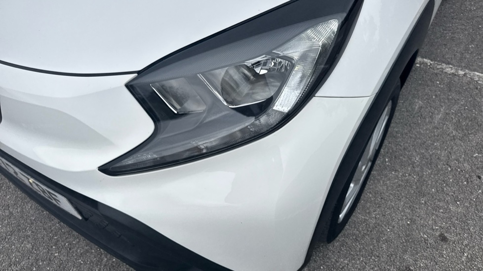 Toyota Aygo X Hatchback Blue #39