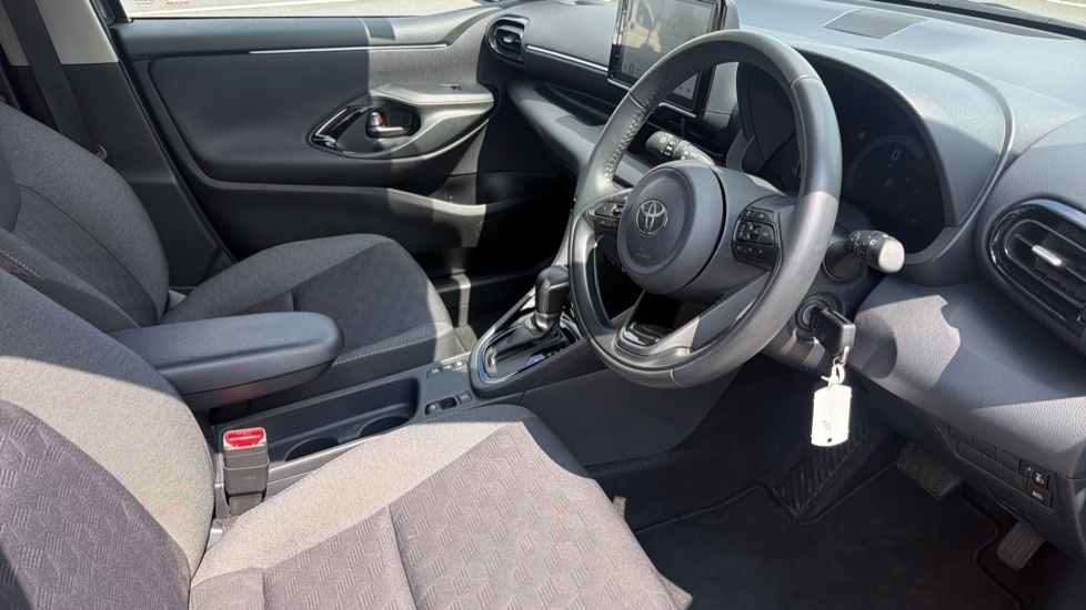 Toyota Yaris Excel #12