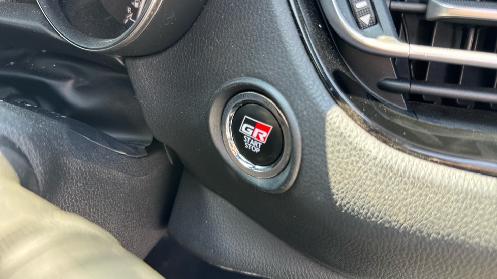 Toyota C-Hr Excel Grey #16