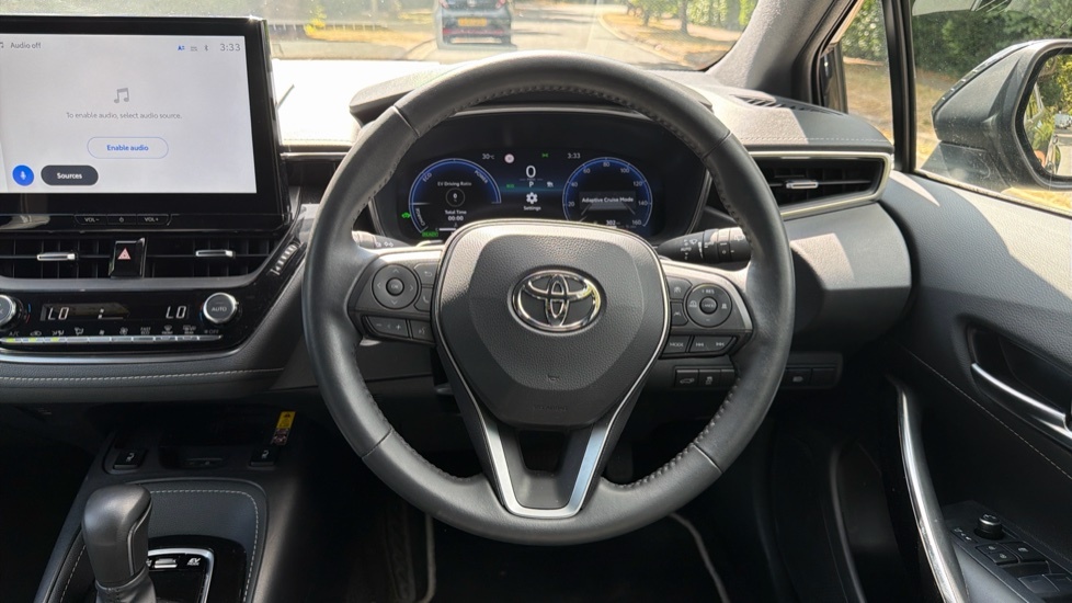 Toyota Corolla Corolla Excel Hev Cvt Red #7